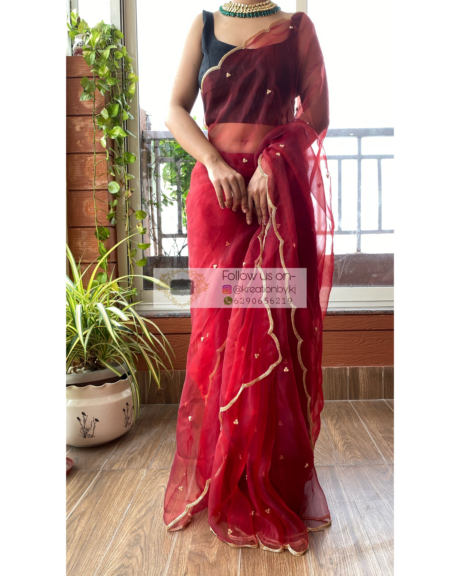 Buy BANARASI PATOLA Parrot Green Tilfi Meena Weaved Tissue Silk Saree  Jacquard Weave Border And Pallu With Blouse Piece | Shoppers Stop